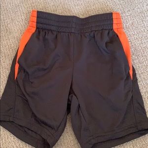 🎃3+ for $5 each! 🎃 Basketball shorts